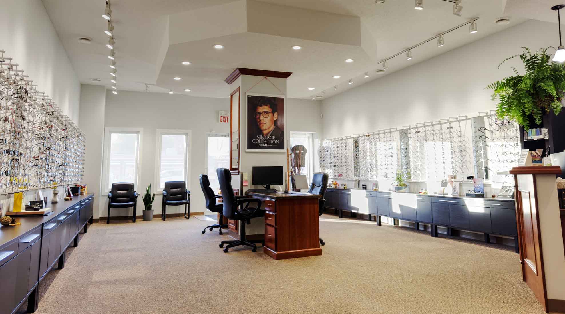 Eyes in Town clinic inside view